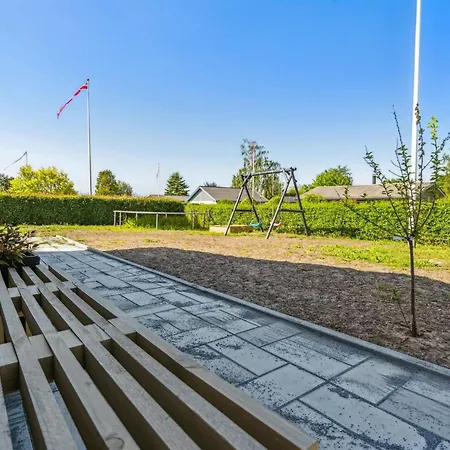 Holiday home Tabithe - 500m From The Sea By Interhome *